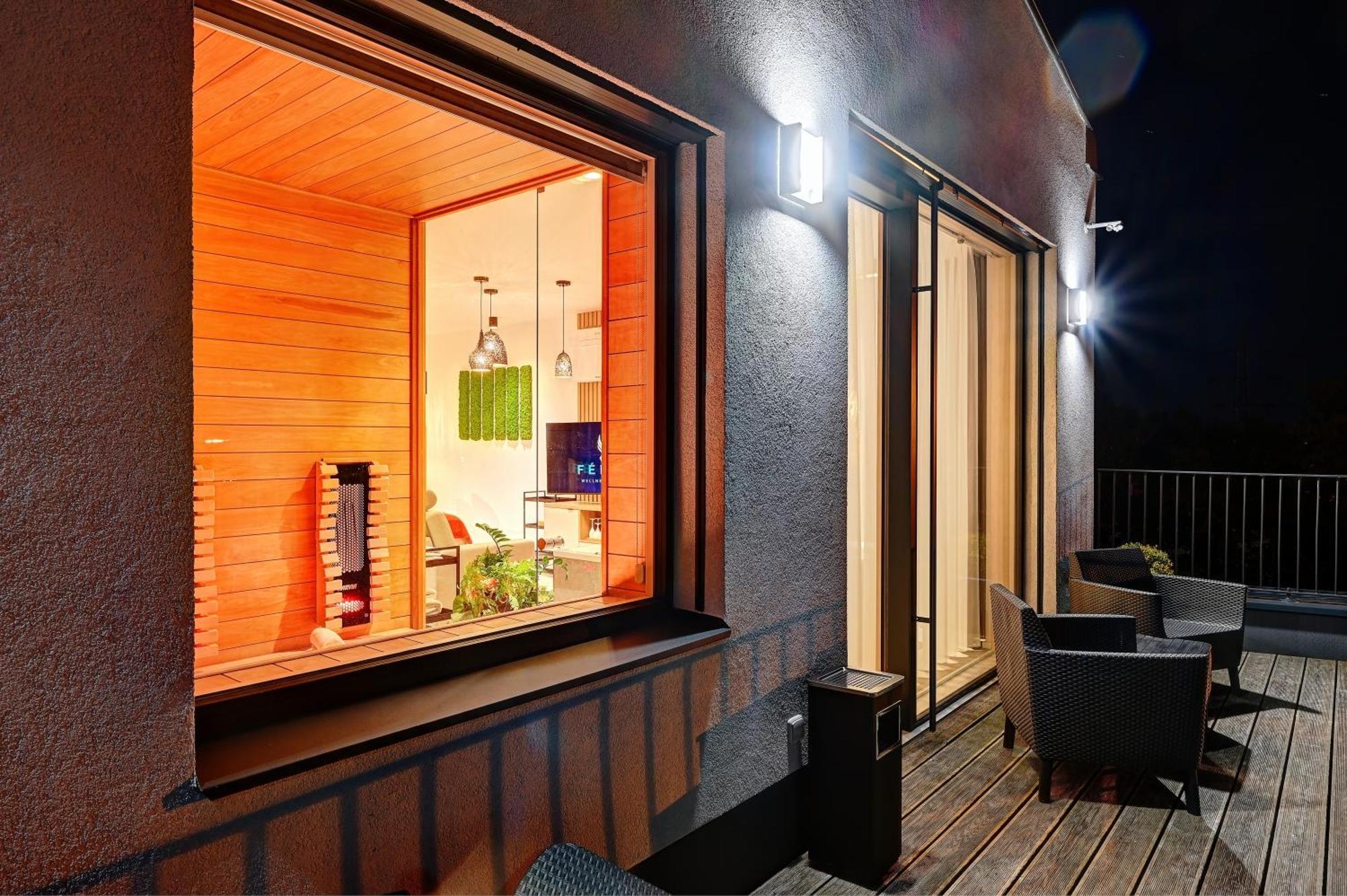 Wellness Hotel Fénix Liberec Exterior foto