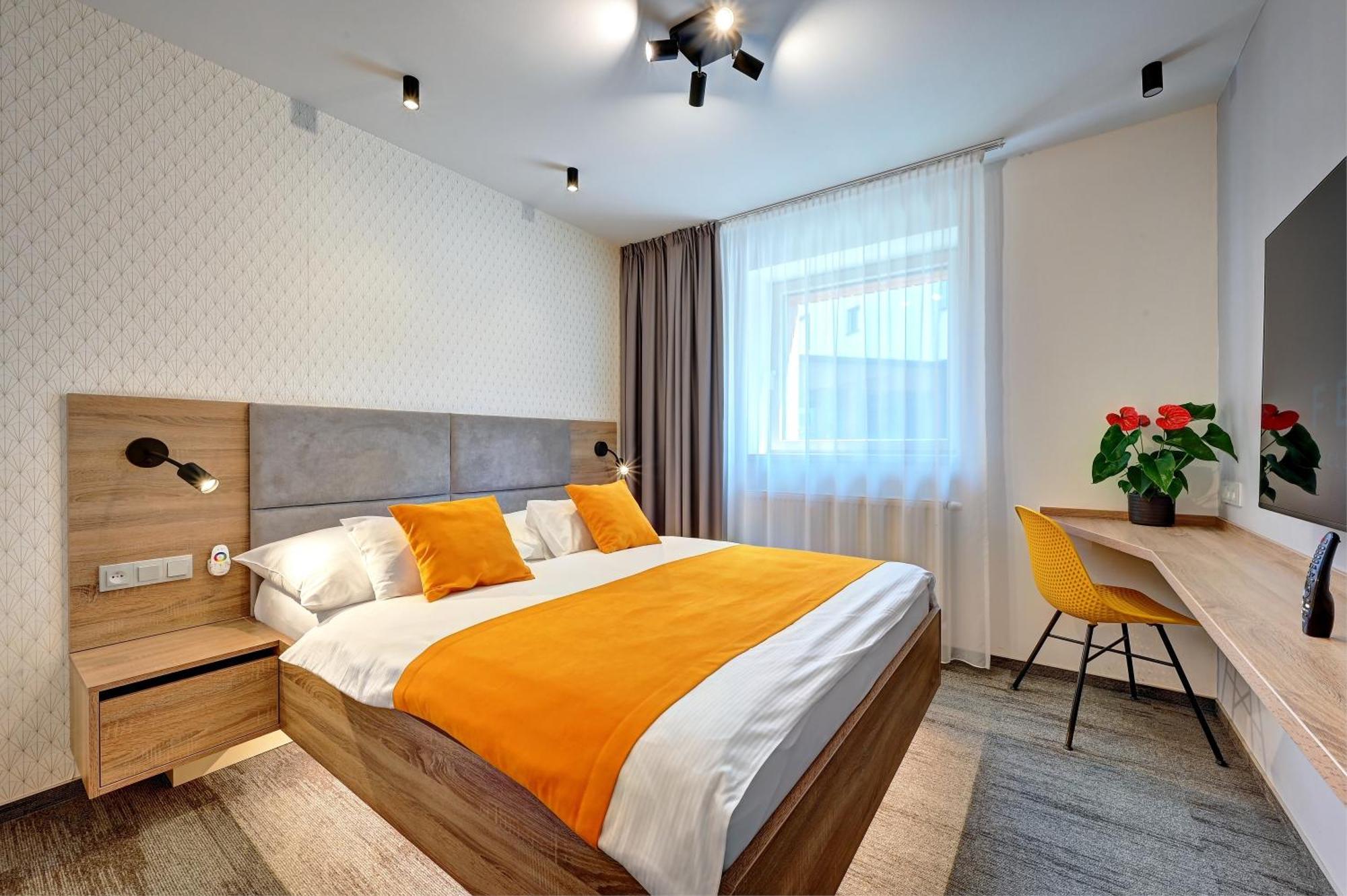 Wellness Hotel Fénix Liberec Exterior foto