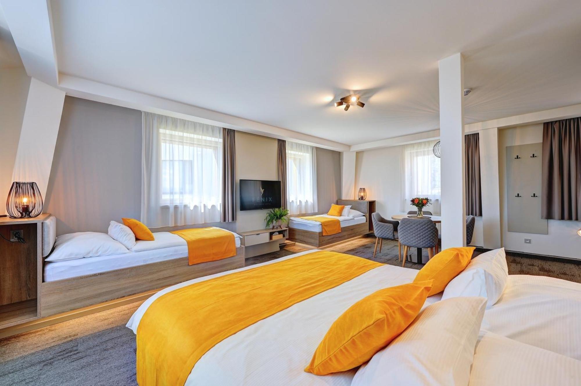 Wellness Hotel Fénix Liberec Exterior foto